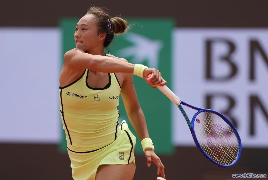 [图]WTA1000罗马站-郑钦文2-0横扫布克沙晋级32强开元棋牌官方网站